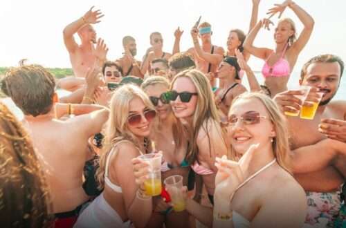 Castle Club Boat Party Fun